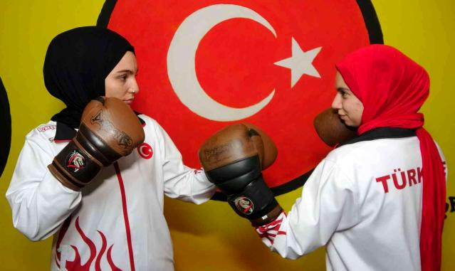 Zişan ve Zeynep'in hedefi altın madalya